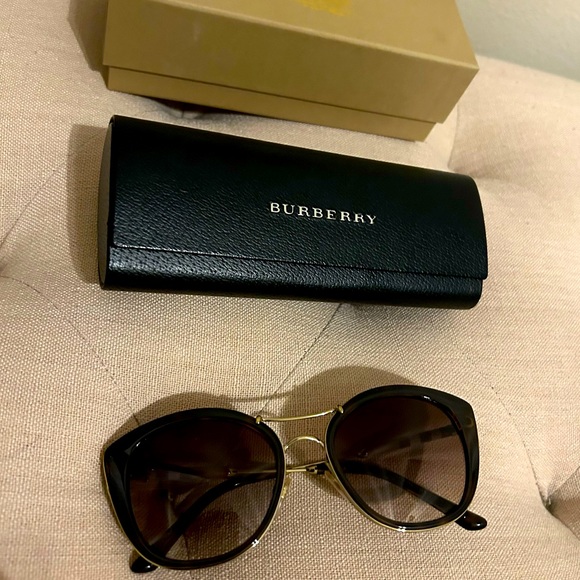 Authentic Burberry Cat Eye Sunglasses Dark Havana BQ 4251 - Picture 1 of 1